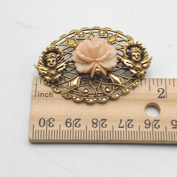 Vintage Cherub Angel Brooch Pin With Carved Rose Oval Filigree Design - Picture 4 of 4